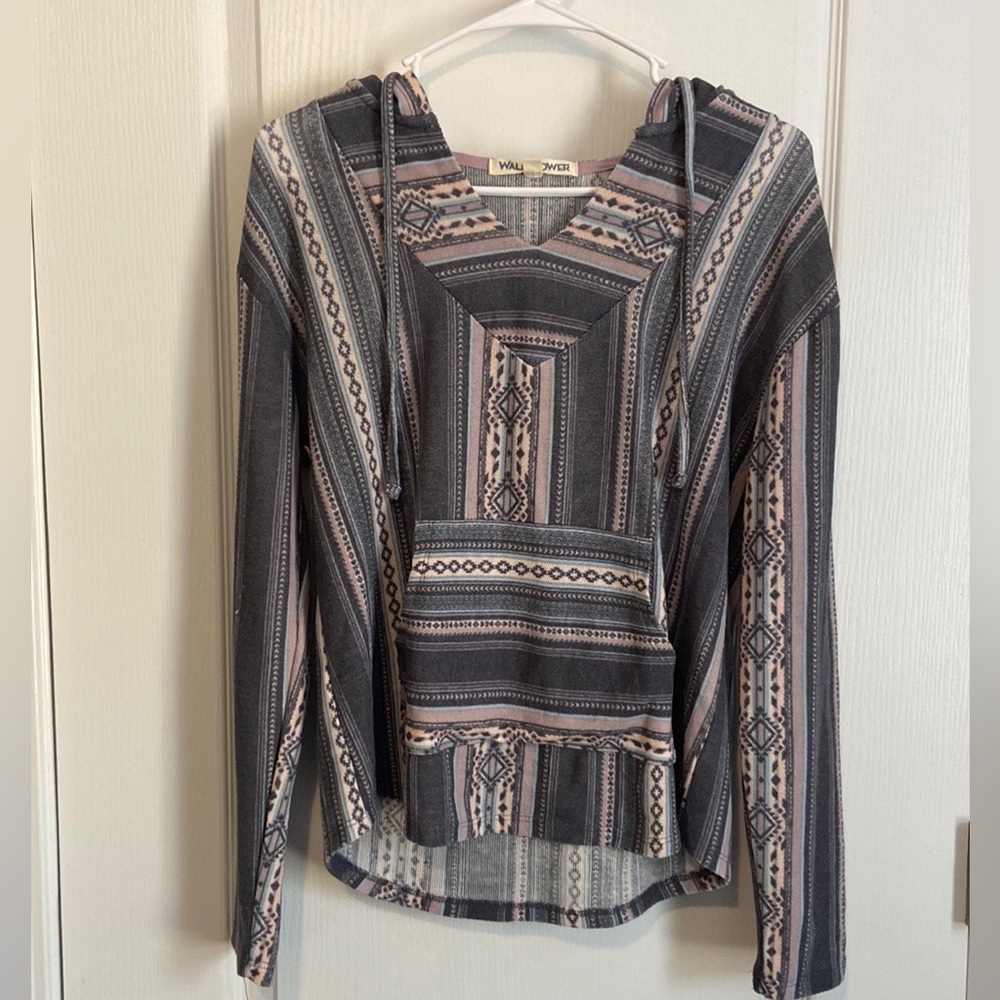 Wallflower boho v-neck hoodie